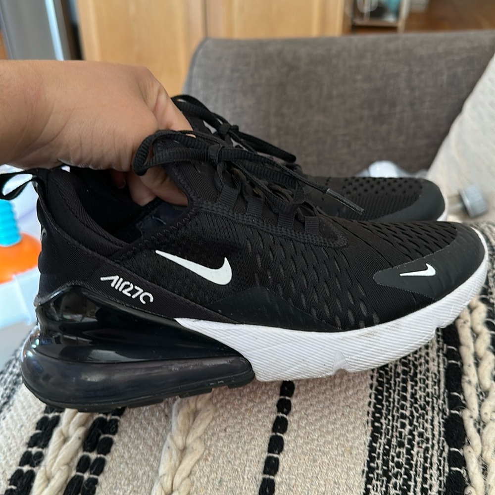 Nike air 270